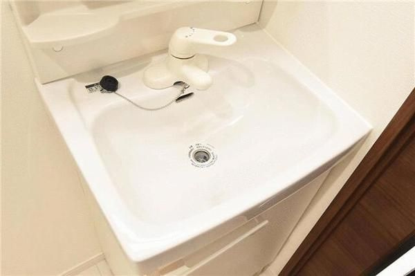 グランクオール京成立石の洗面所