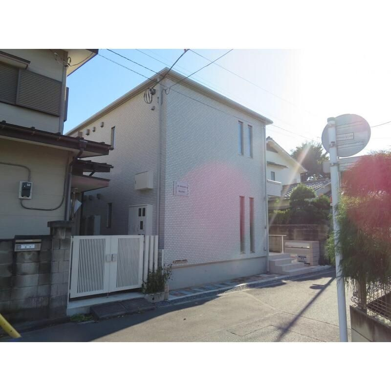 エルメゾンロシェのエントランス