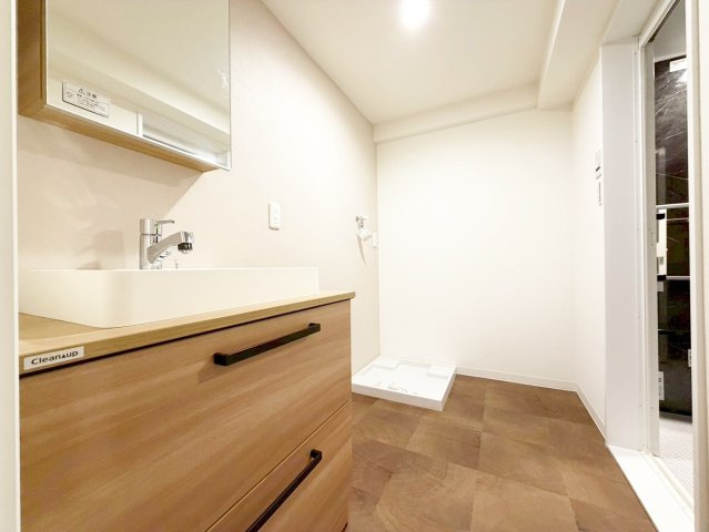 【洗面所】