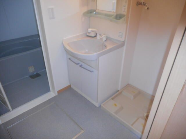 アゼリアの独立洗面台