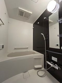 エスリードレジデンス江坂垂水町の浴室|ゆったり過ごせるお風呂です