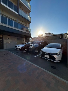 エスリードレジデンス江坂垂水町の駐車場|駐車スペースもあります