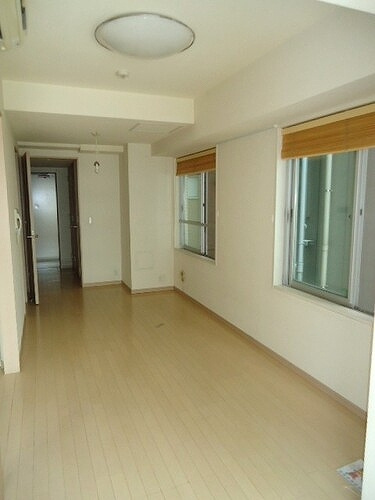 クオリア恵比寿イーストの居間・リビング|リビングダイニング　※2016年7月撮影