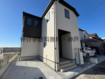 【外観】 | 神戸市垂水区霞ケ丘3丁目　新築戸建　仲介手数料無料！ | 外はこのようになっています
