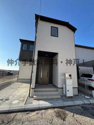 【外観】 | 神戸市垂水区霞ケ丘3丁目　新築戸建　仲介手数料無料！ | 建物外観を気になさる方へ、見た目の良い物件です