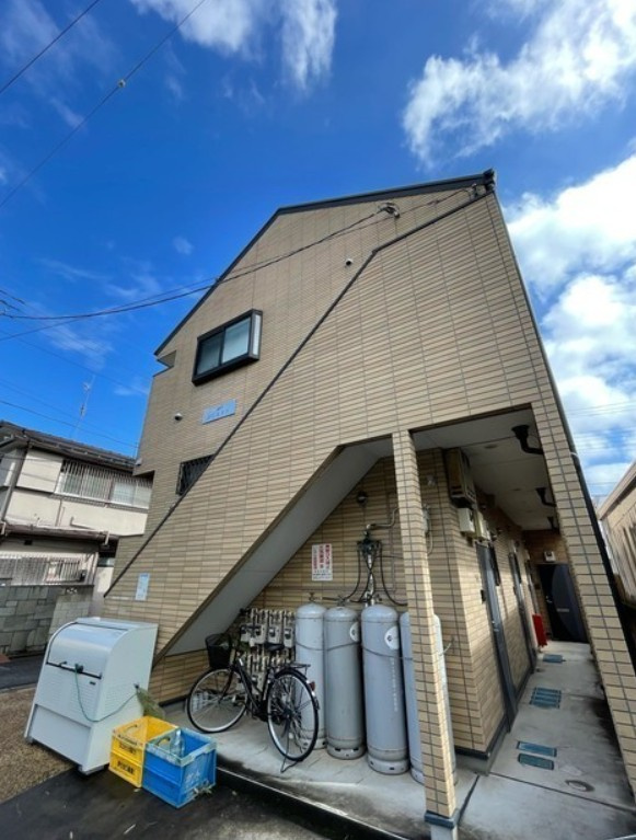 シンエイトの外観