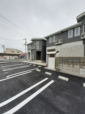 【駐車場】 | メゾン・ド・クレストⅡ