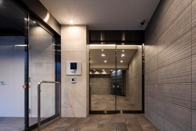 ＫＤＸレジデンス三鷹のエントランス