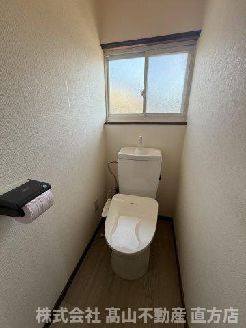 宮若市磯光の一戸建てのトイレ