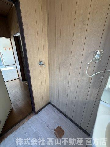 宮若市磯光の一戸建ての洗面所