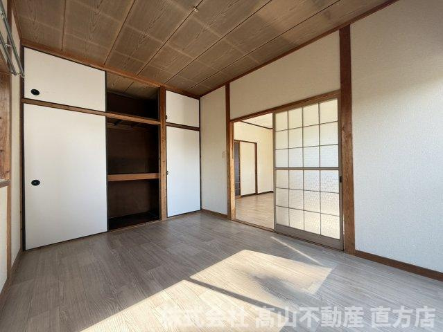 宮若市磯光の一戸建ての洋室