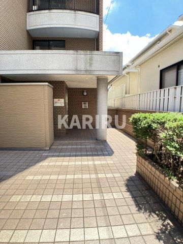 デンクマール50のエントランス