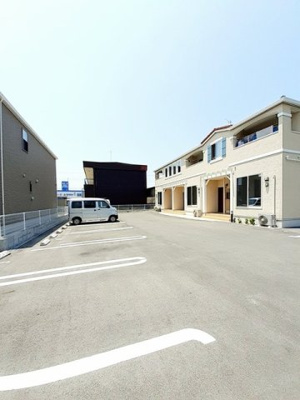 【駐車場】 | クラール東鳥生　Ｂ