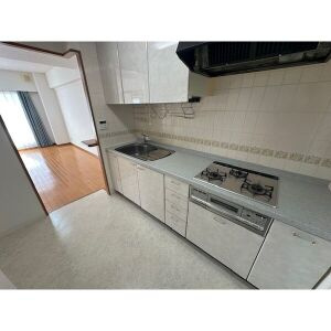 メイツ高森台の居間・リビング