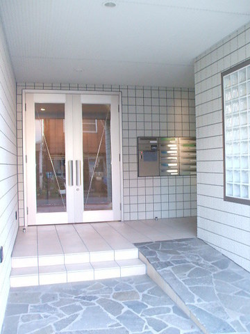 西新宿　ＳＧ　ＣＯＵＲＴのエントランス|☆オートロック付きのエントランス☆