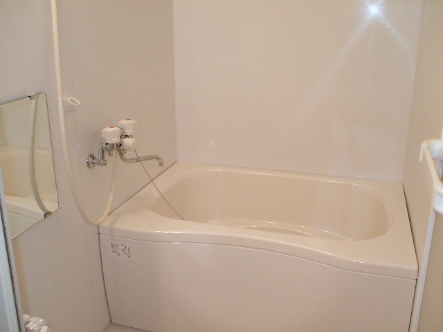 西新宿　ＳＧ　ＣＯＵＲＴの浴室