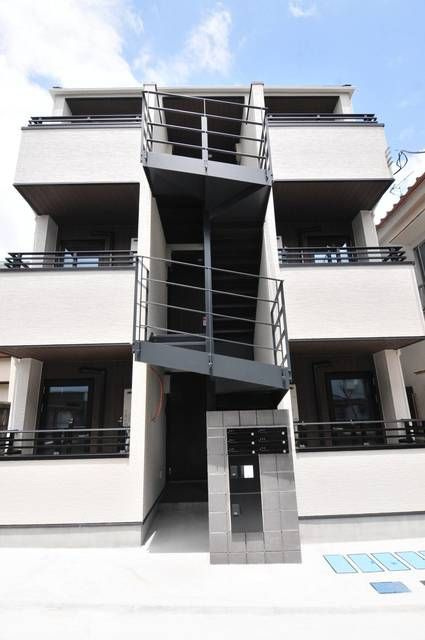 グランハウス池袋のエントランス