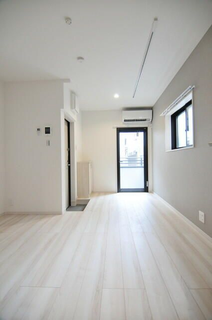 グランハウス池袋の居間・リビング