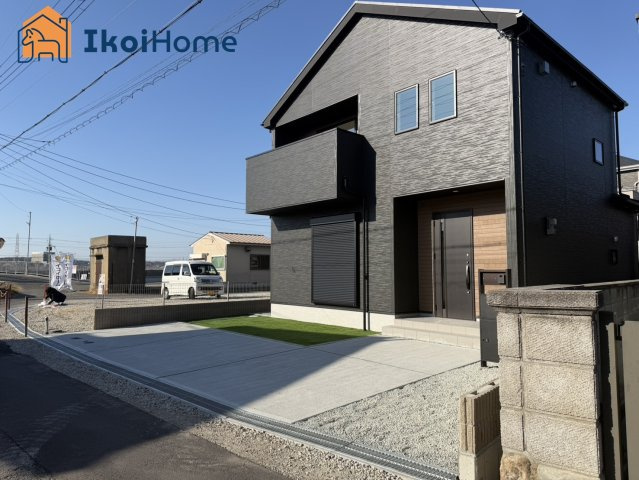 神戸市西区玉津町今津25-1期　2号棟　新築戸建のエントランス|【ホームページに現地動画掲載中】●年中無休：当日予約可●建物は大きく洗面室も広々とした間取りです！