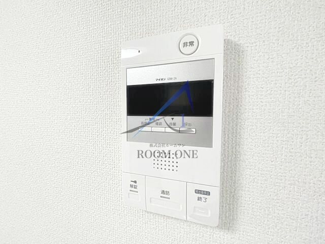 シャンテ西六郷のセキュリティ|モニター付きインターホンです。