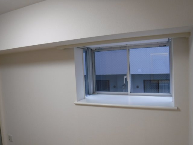 【内装】 | フローラル中葛西Ⅴ | 出窓