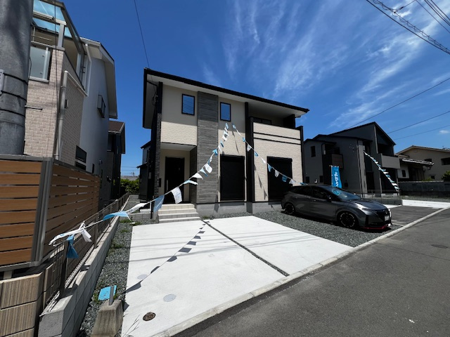 久留米市国分町の新築一戸建