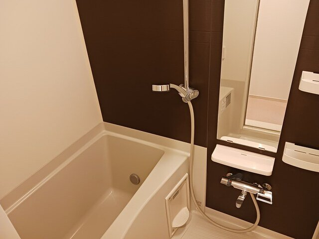 エスポワール三ッ沢の浴室