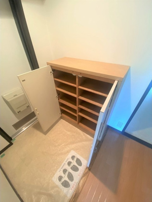 【玄関】 | 志木ニュータウン中央の森参番街六号棟