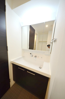【洗面所】 | セレニティー神田
