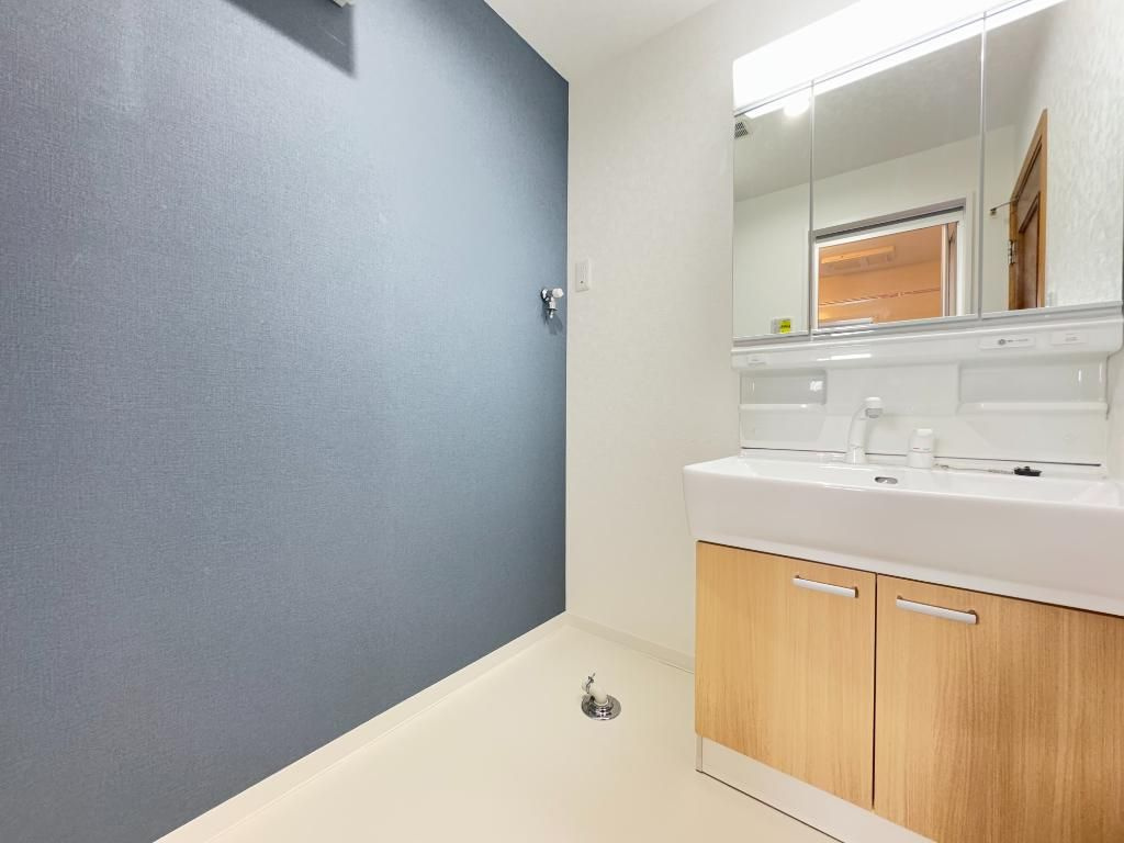 武蔵村山市中原２丁目の中古一戸建の独立洗面台