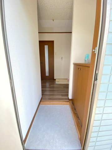 【玄関】