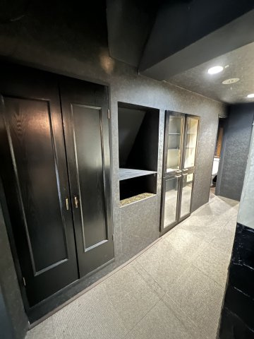 UBI黒崎ビル5階の玄関