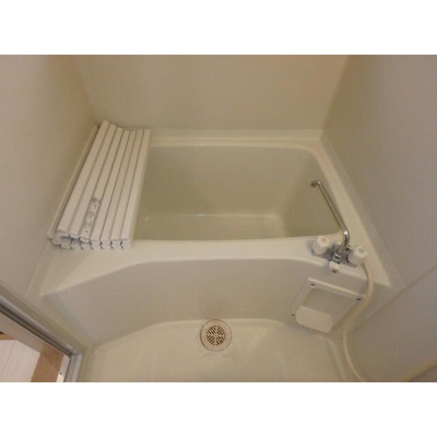 【浴室】 | エヴィアン