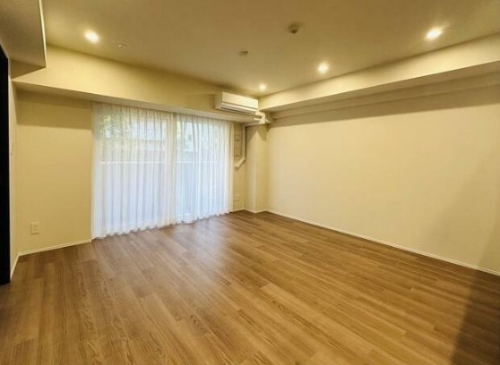 エルデンシア阿佐ヶ谷プラチナムの居間・リビング