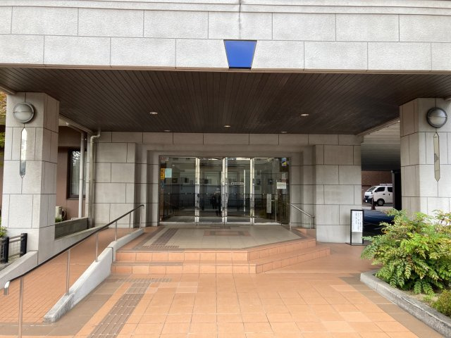 【エントランス】ロイヤルコート河原町・風ウイング