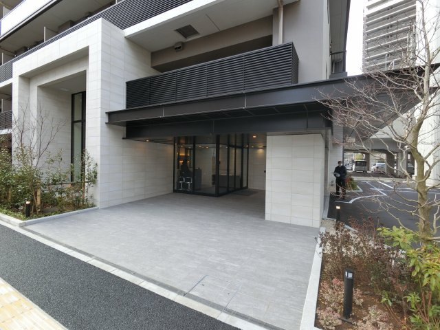 【エントランス】