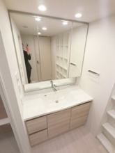 【独立洗面台】