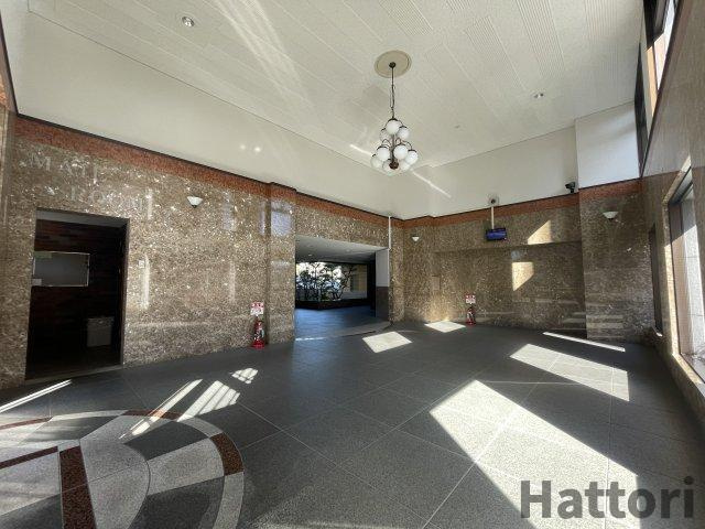 カルムフォーレ千里山のロビー