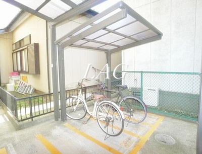 【その他共用部分】 | エスポワール港 | 駐輪場です。