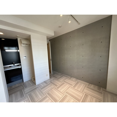 特典：仲介手数料が無料です!!の居間・リビング