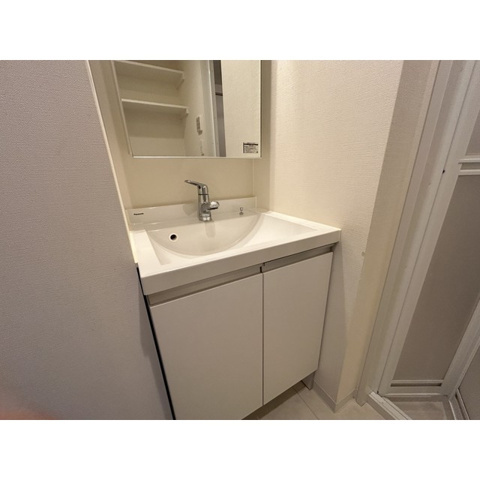 特典：仲介手数料が無料です!!の洗面所