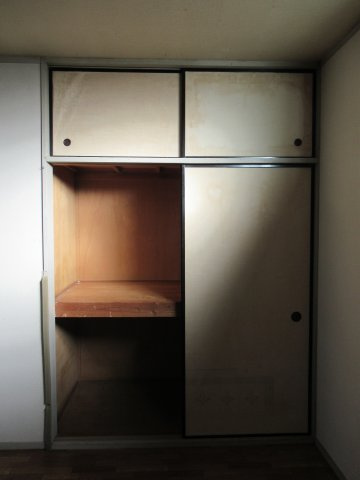 リバティー大志辺の収納