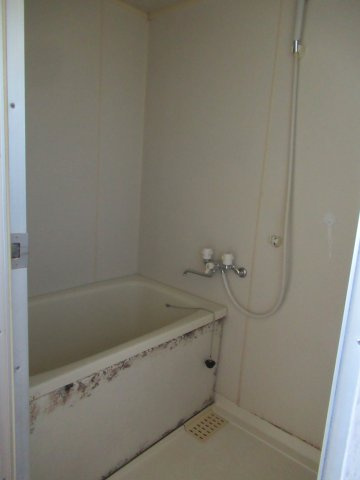 リバティー大志辺の浴室