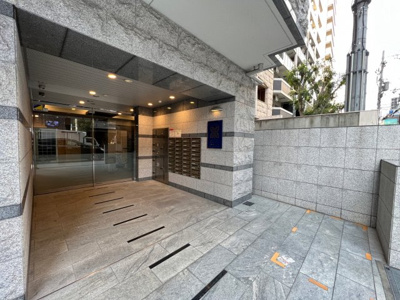 【エントランス】 | フォーチュン心斎橋イースト