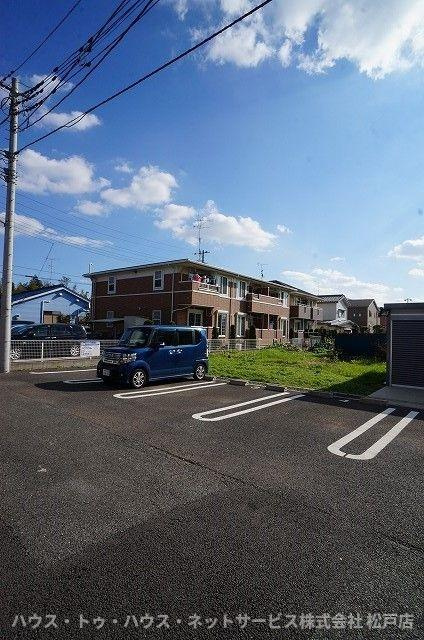 グリーンパークⅡの駐車場