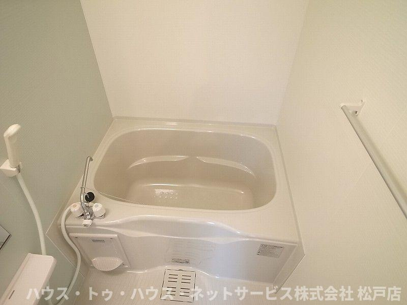 クーネル東松戸の浴室