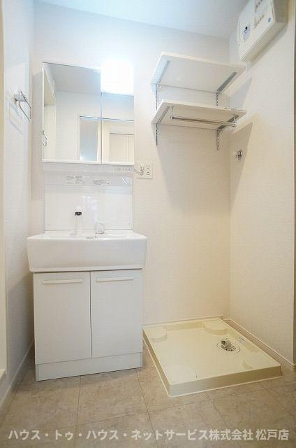 クローバーレジデンスの洗面所