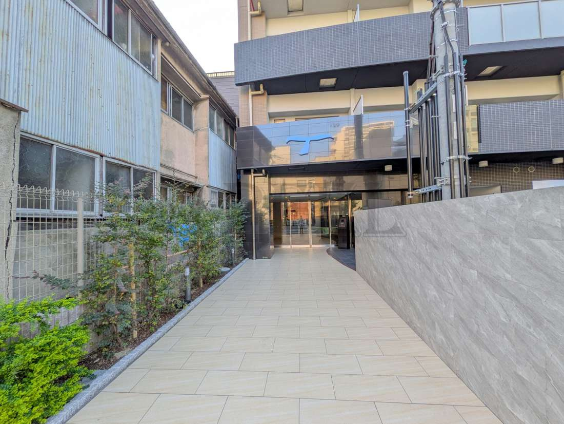 セレニテ天六リアンのエントランス