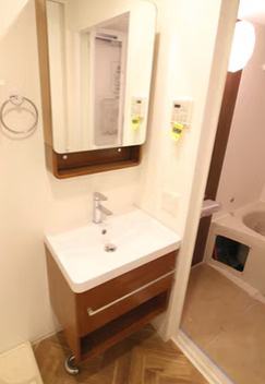 セレニテ天六リアンの独立洗面台