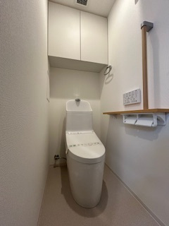 エスリードレジデンス江坂垂水町のトイレ|清潔感のあるトイレです